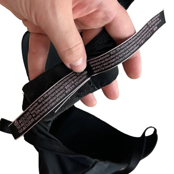 Victoria’s Secret • Black T-Shirt Lightly Lined Wireless Bra - Picture 10 of 10